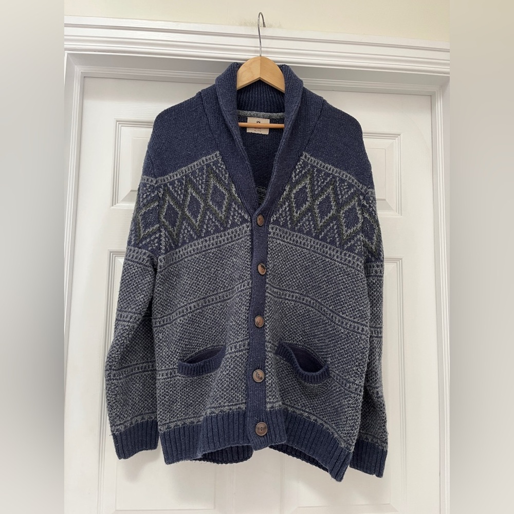 Wind River Men’s Grey/blue Cardigan size XL